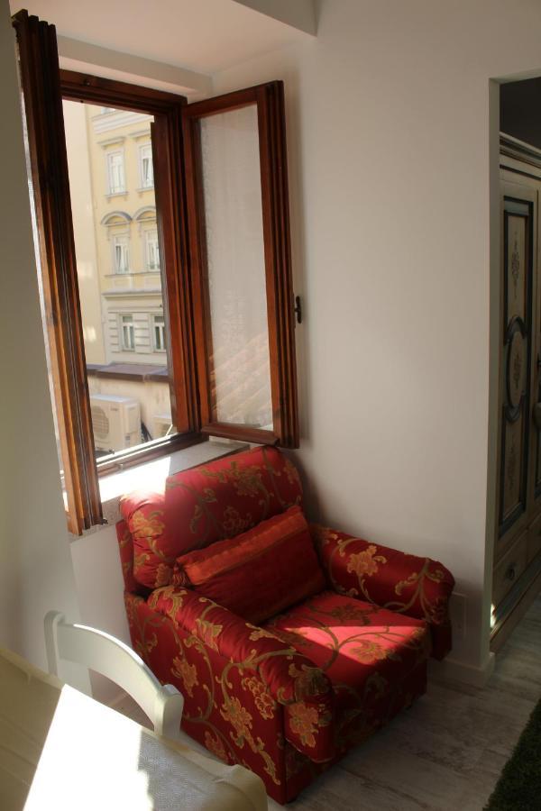 Apartamento Tana Bianca Trieste Exterior foto
