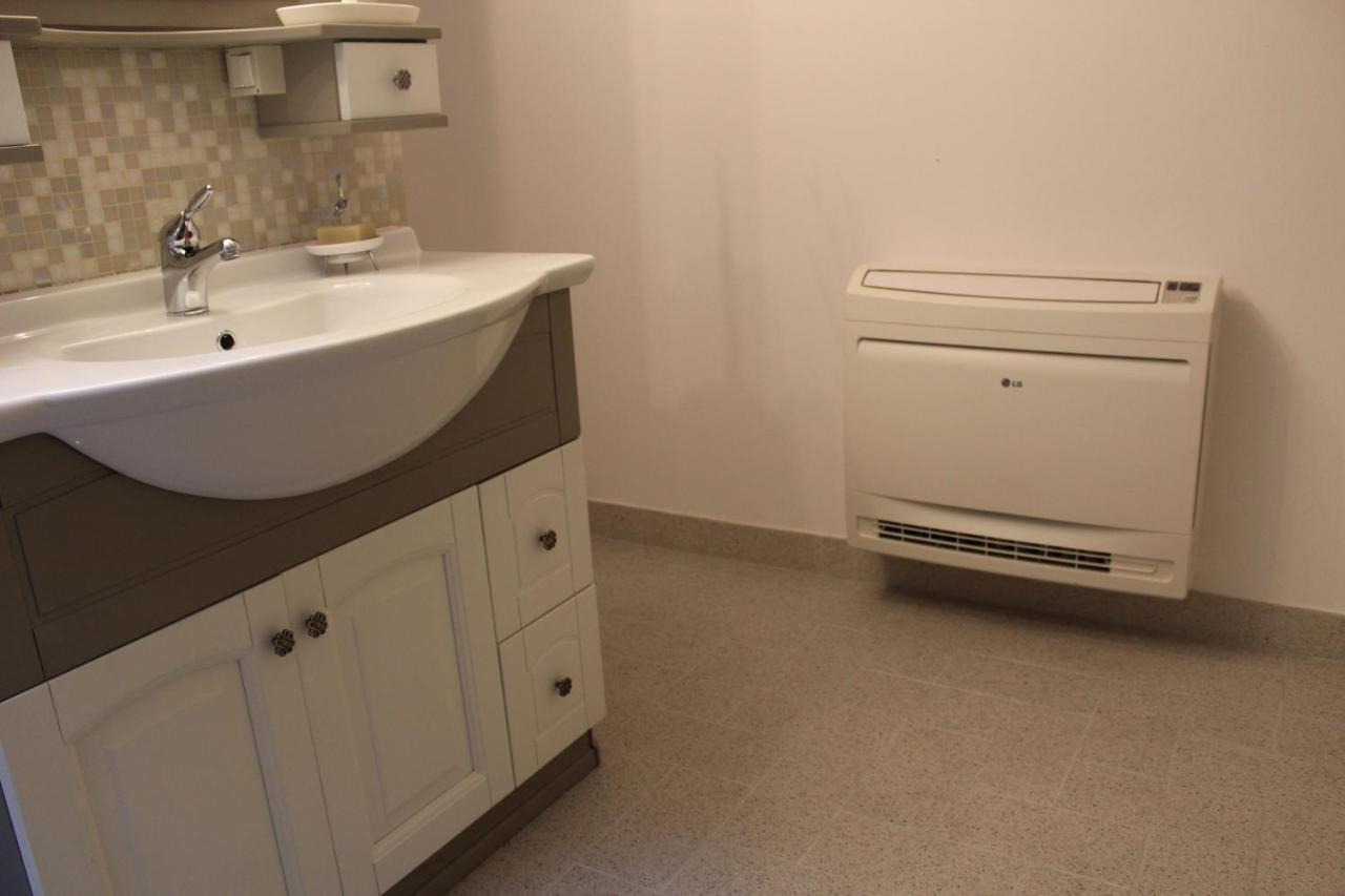 Apartamento Tana Bianca Trieste Exterior foto