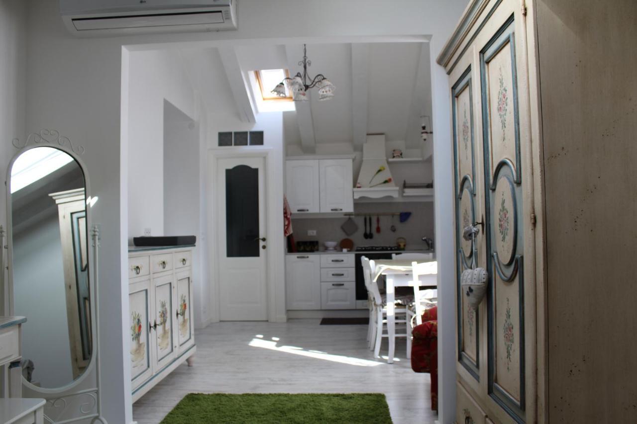 Apartamento Tana Bianca Trieste Exterior foto