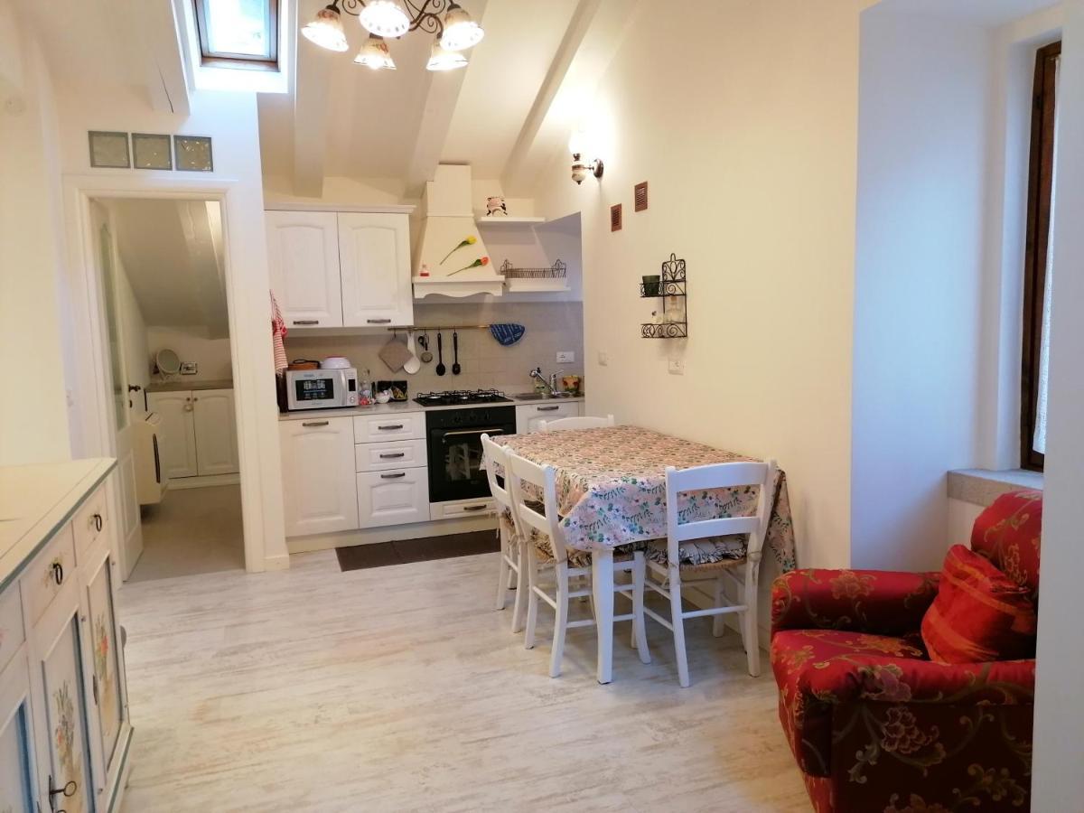 Apartamento Tana Bianca Trieste Exterior foto