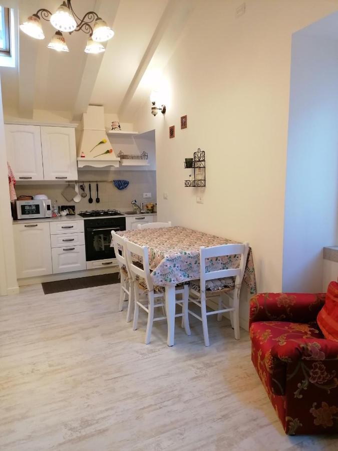 Apartamento Tana Bianca Trieste Exterior foto